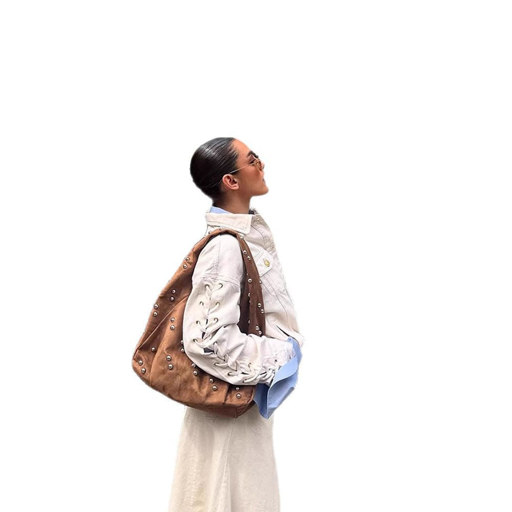 Dame Designer Håndtaske med dekorative Perl detaljer og unik skæring Stilla