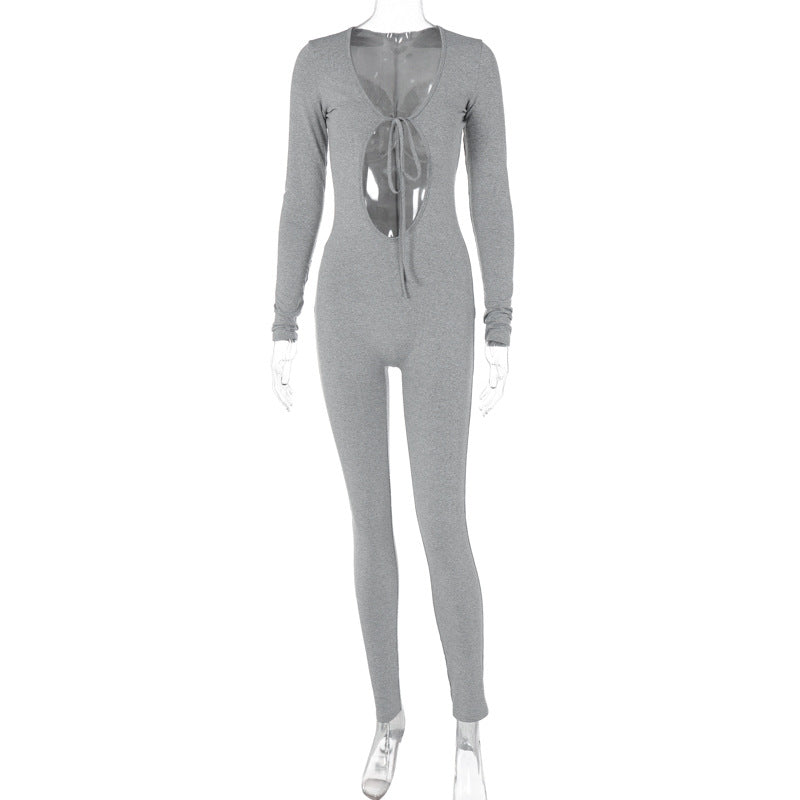 Dame figurtilpasset jumpsuit med gennemsigtigt vindue og snøre detaljer Stilla