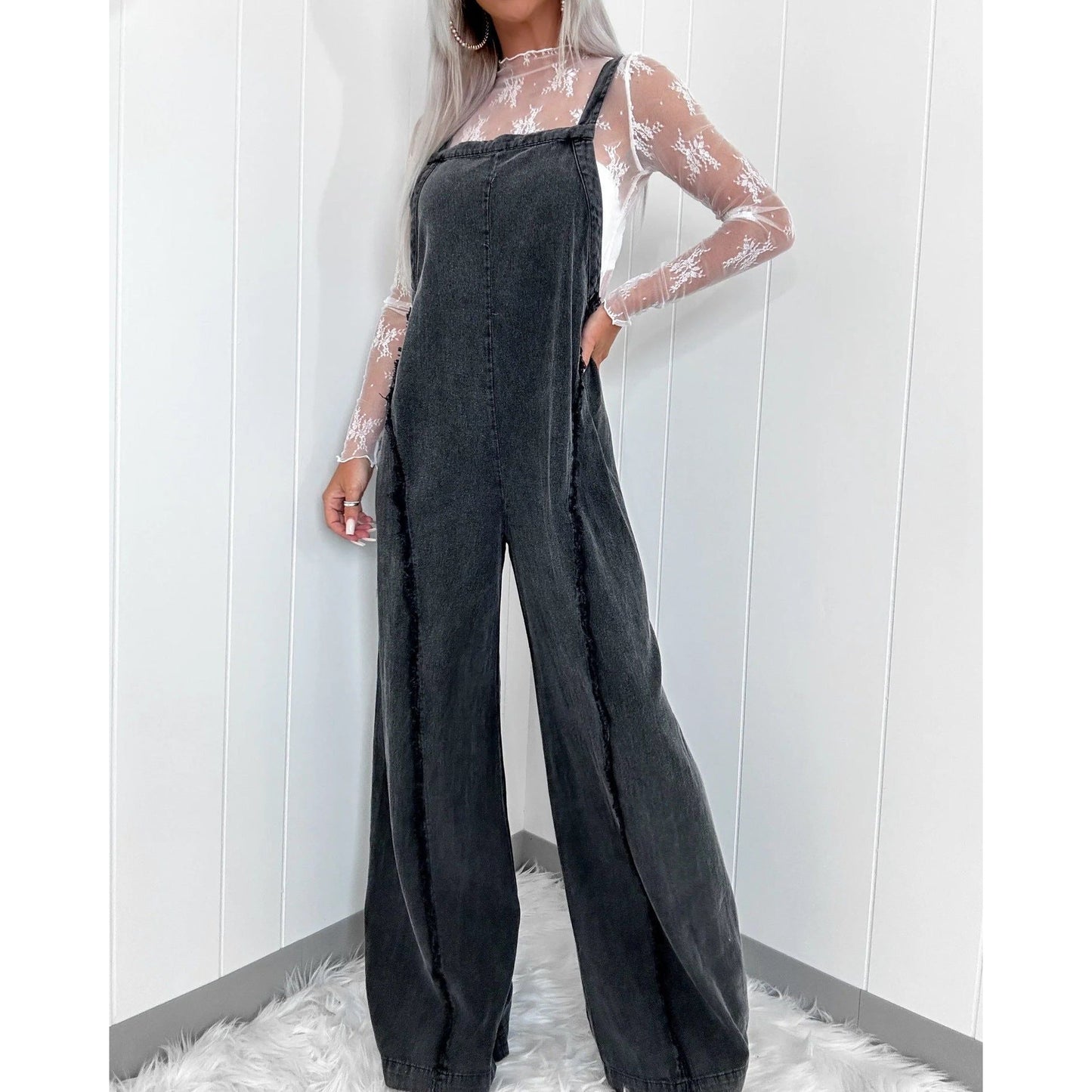 Stilla | Råkant Bred Ben Jumpsuit