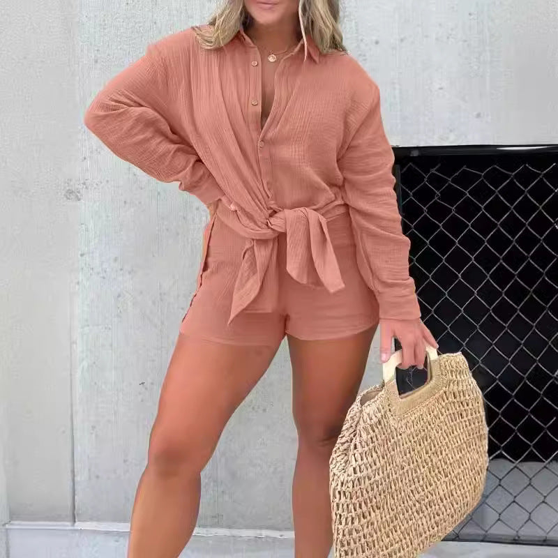 Dame Designer-loungewear-sæt med knapbart skjorte og bundet taljebælte Stilla
