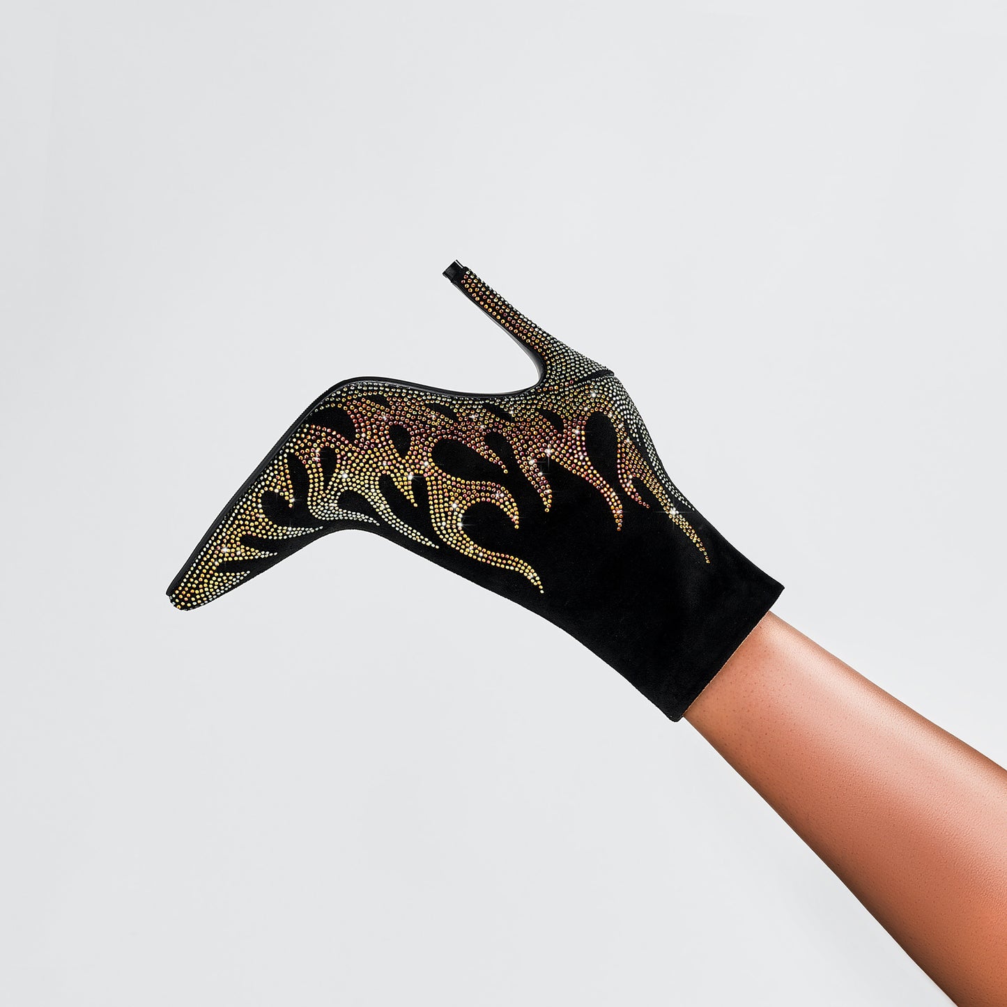 Femme Fashion-Forward Stiletto Ankelstøvler med Flamme-Design Stilla
