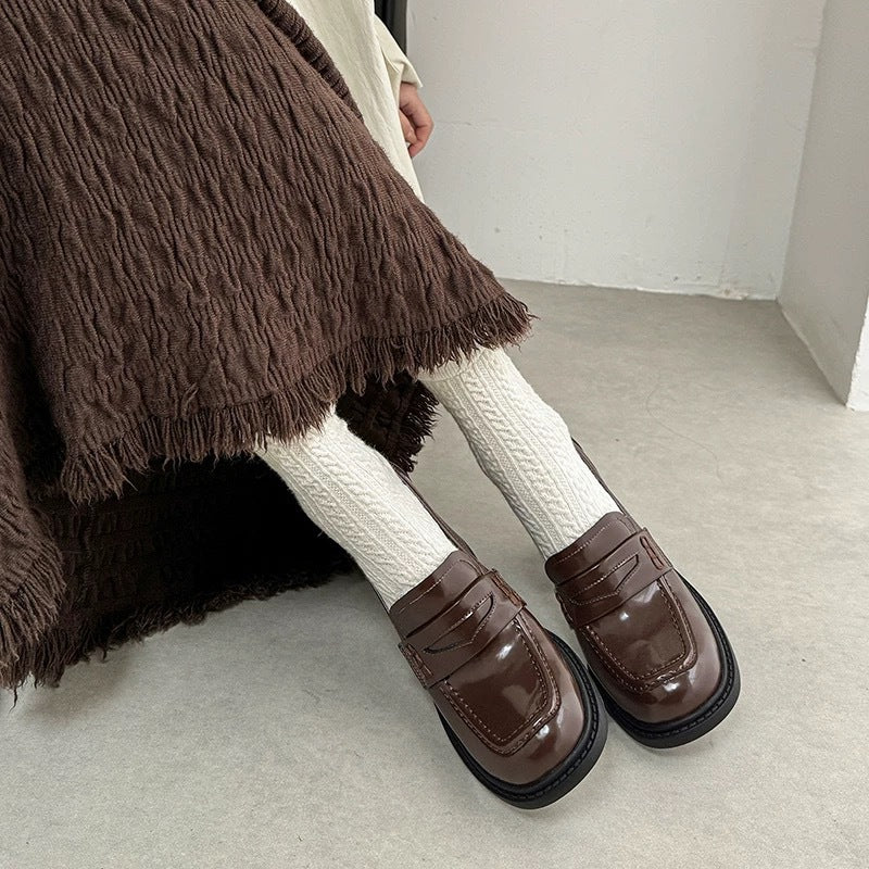 Dame elegante Loafers med højglansoverflade og komfortabel blokhæl Stilla