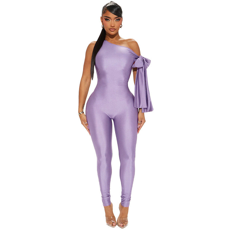Dame asymmetrisk en-skulder jumpsuit Stilla