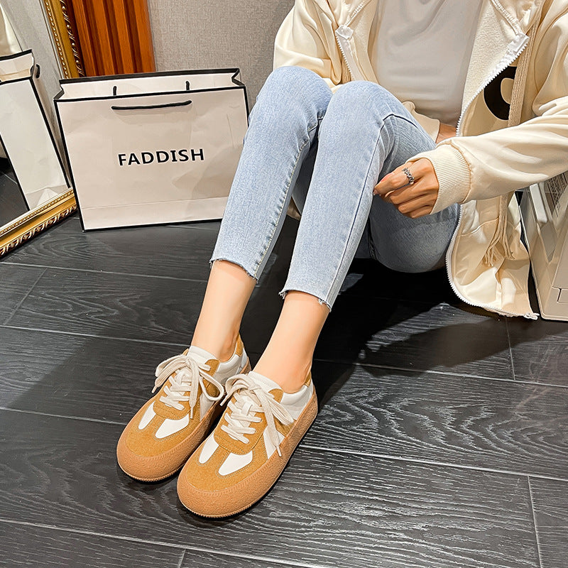 Dame plateau sneakers med struktureret overflade og skridsikker sål Stilla