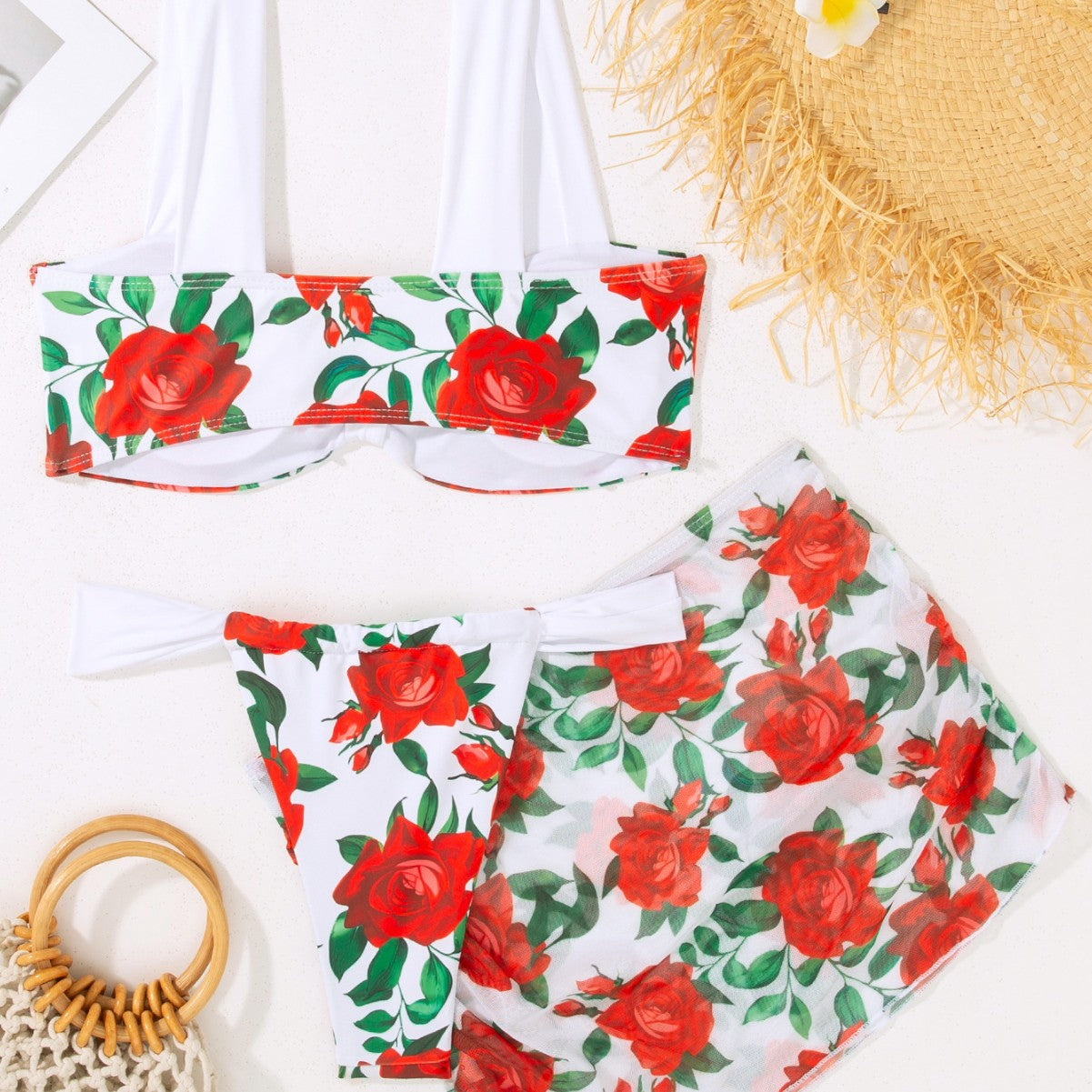 Dame Bikini-sæt med raffineret design og fashionable foldeskørt Stilla