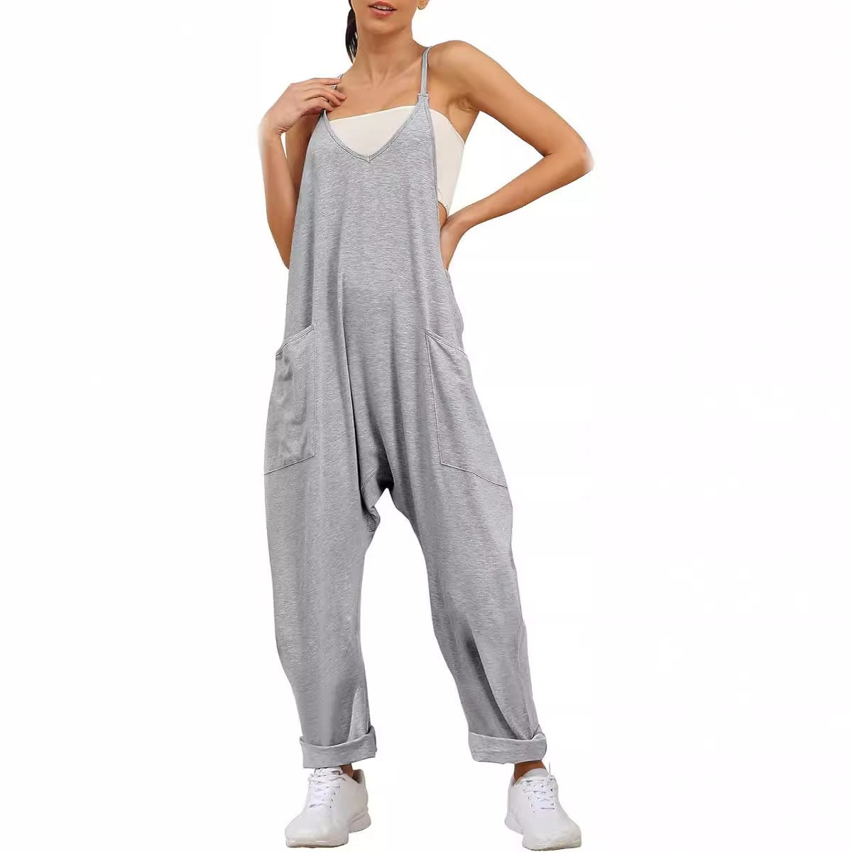 Dame Afslappet Jumpsuit med dyb udskæring og praktiske lommer Stilla