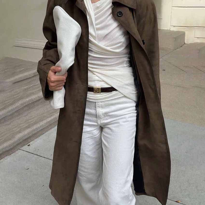Dame længere trenchcoat med struktureret satin-følelse og elegant snit Stilla
