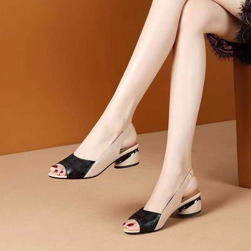 Dame Open-Toe Slingback Blokhælsandaler med stilfulde detaljer Stilla