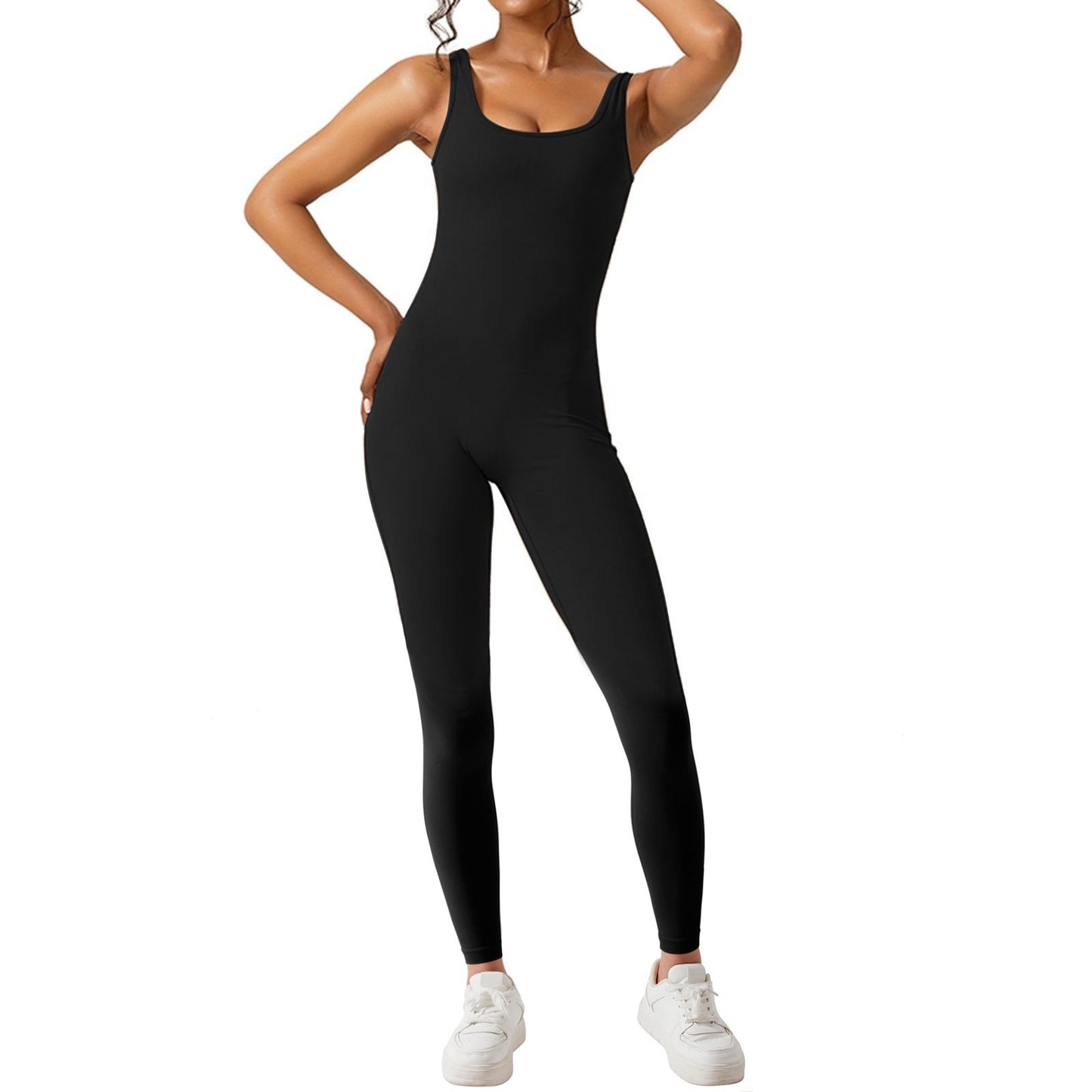 Dame Figurtilpasset Jumpsuit i minimalistisk design med brede stropper Stilla