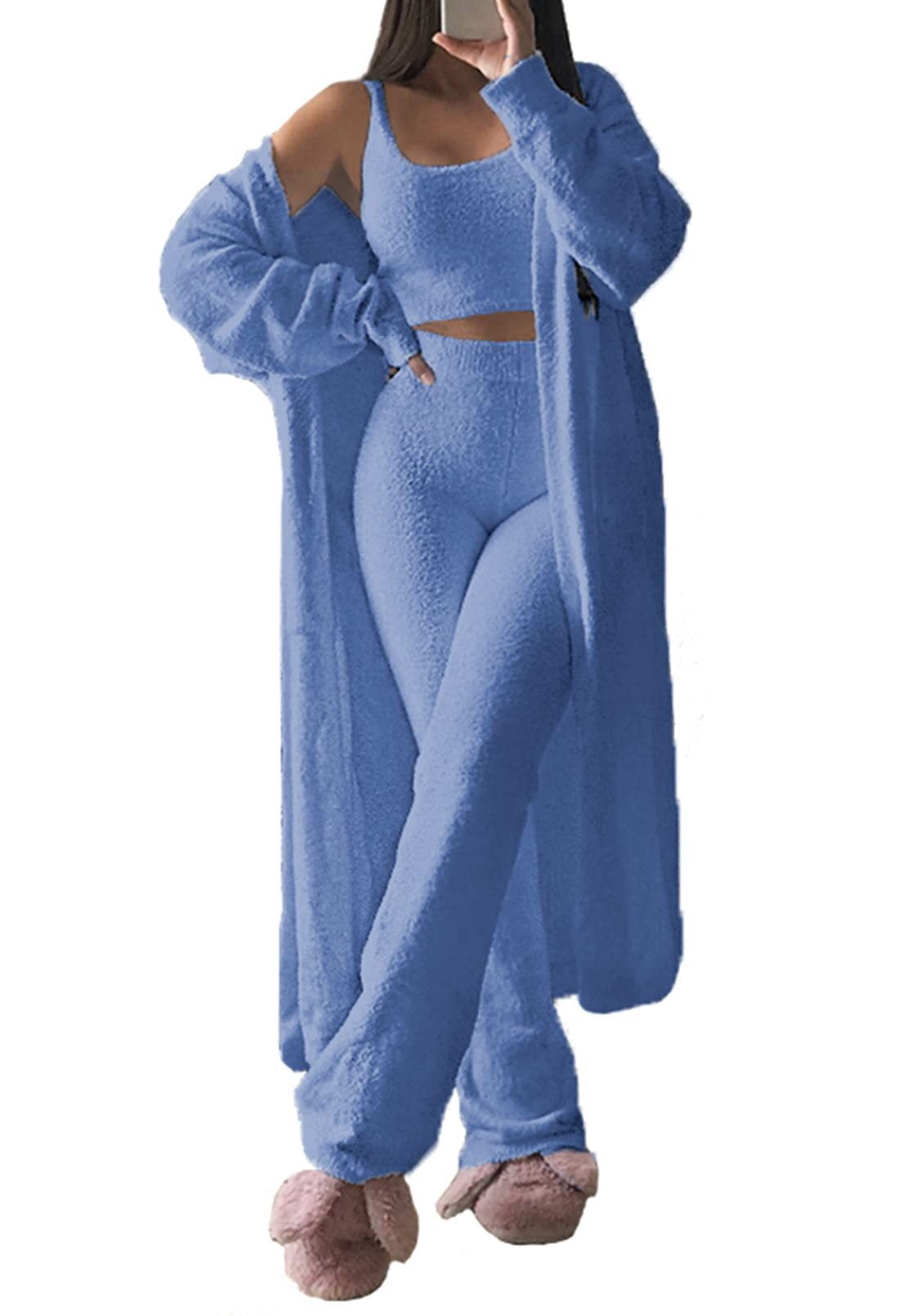 Dame komfortabel strik-loungewear-sæt med cardigan og dyb talje Stilla