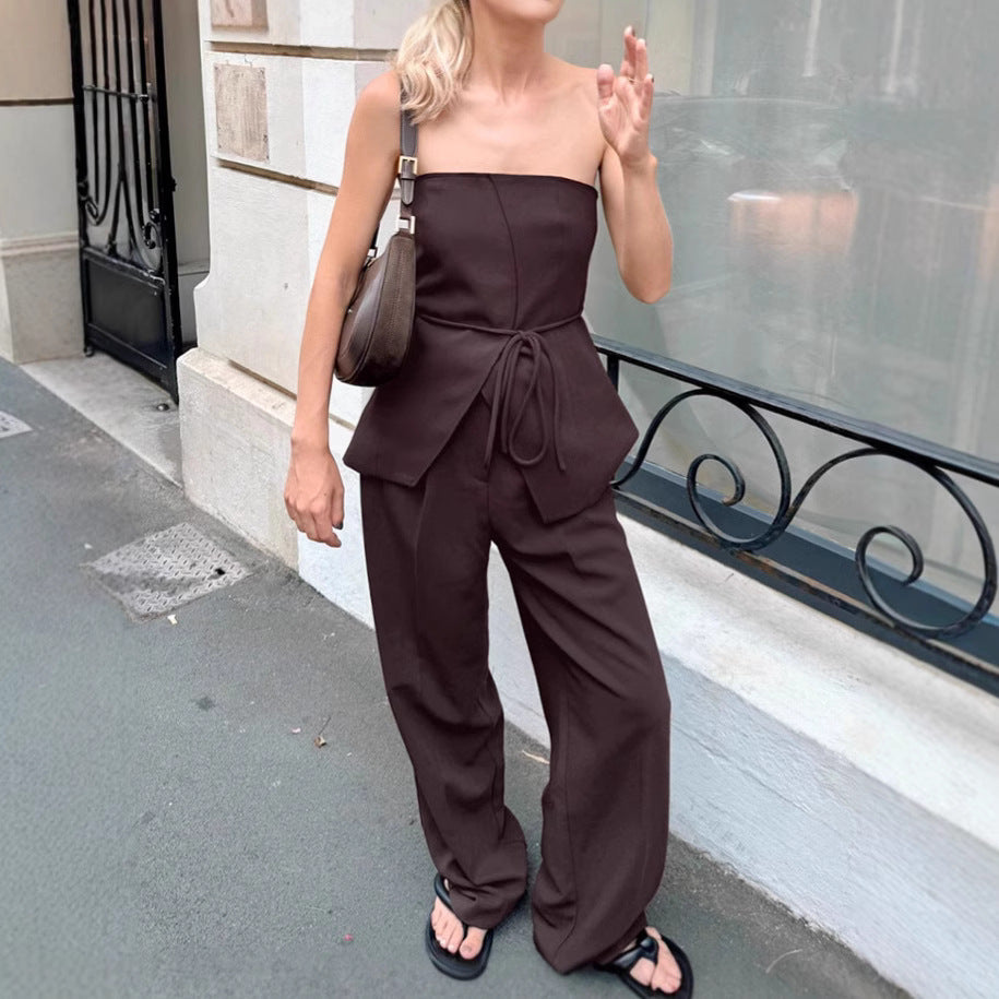 Dame To-delt Jumpsuit med tætsiddende shorts og elegant overdel Stilla