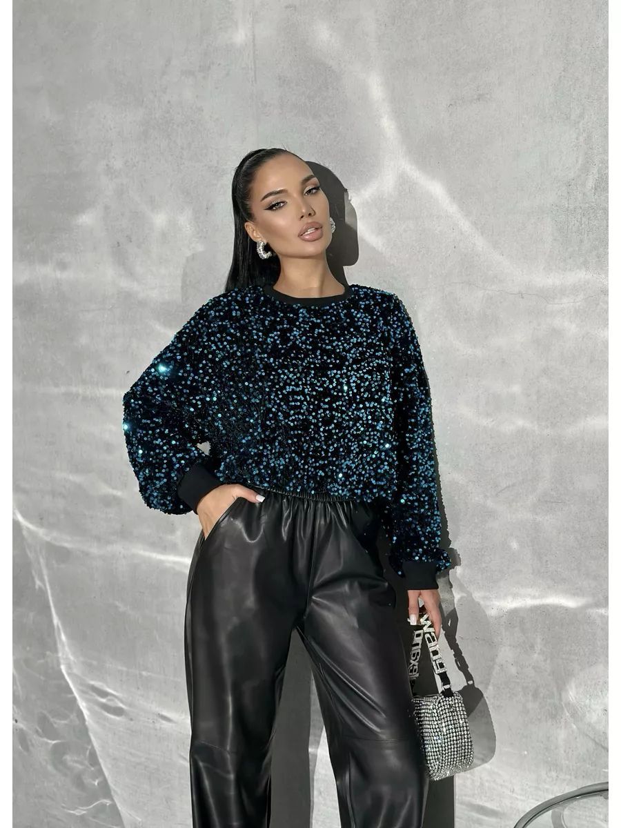Dame Glitrende Pullover med oversized snit og funklende rhinsten Stilla