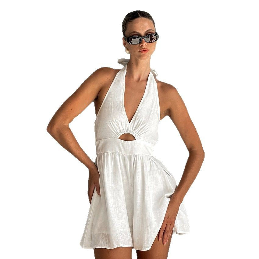Dame Cut-Out Sommerkjole med Halterneck og flydende Skørt Stilla
