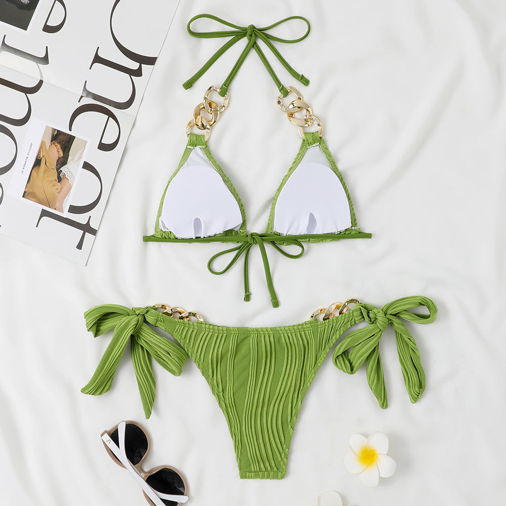Dame Triangel-Bikini med flydende flæse-design og gyldne accenter Stilla