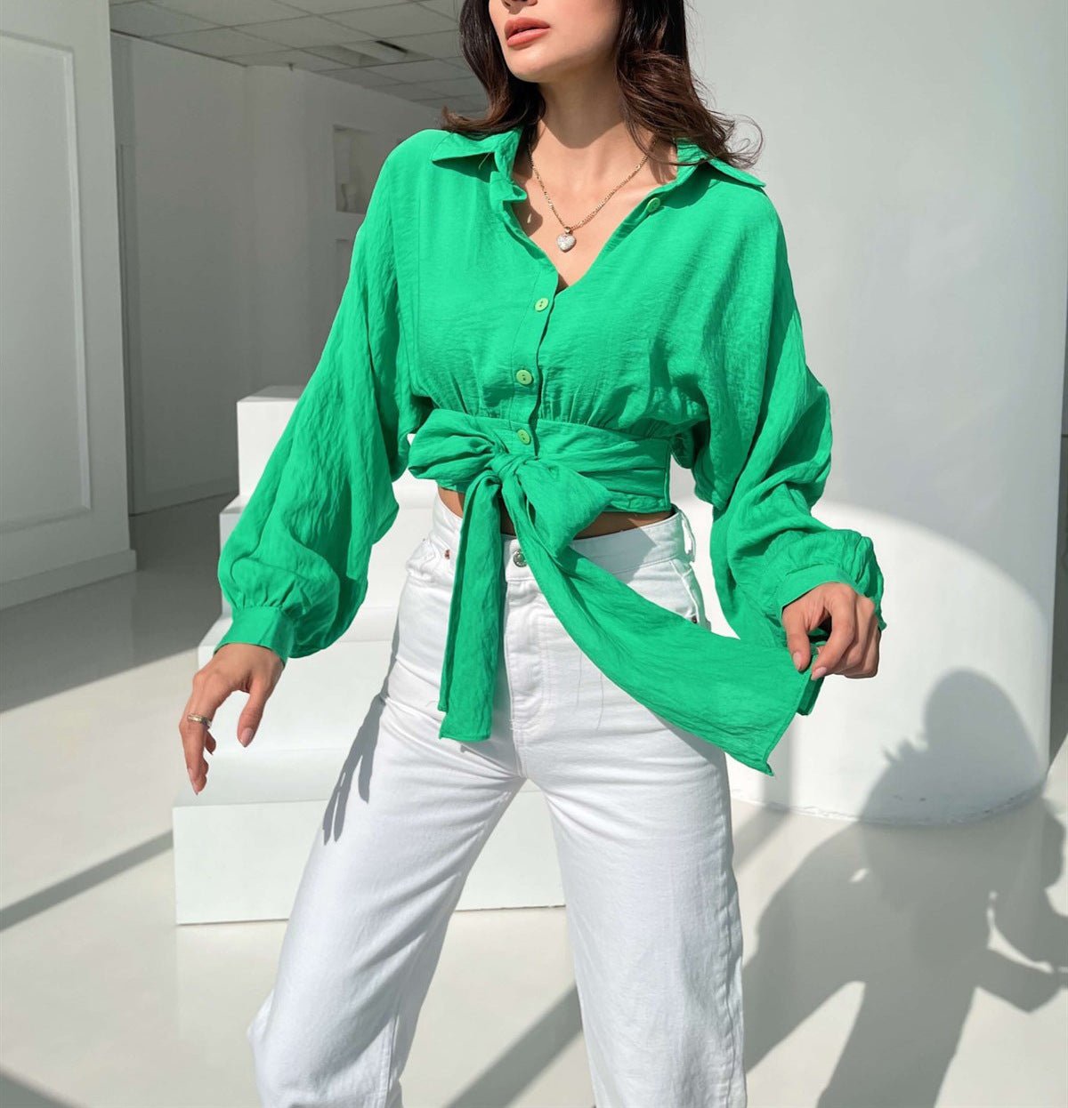 Dame Elegant Knytbluse med lange ærmer og raffineret taljebinding Stilla