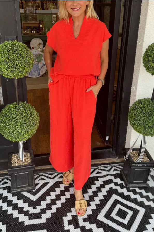 Dame jumpsuit med løs pasform og elegant V-udskæring Stilla
