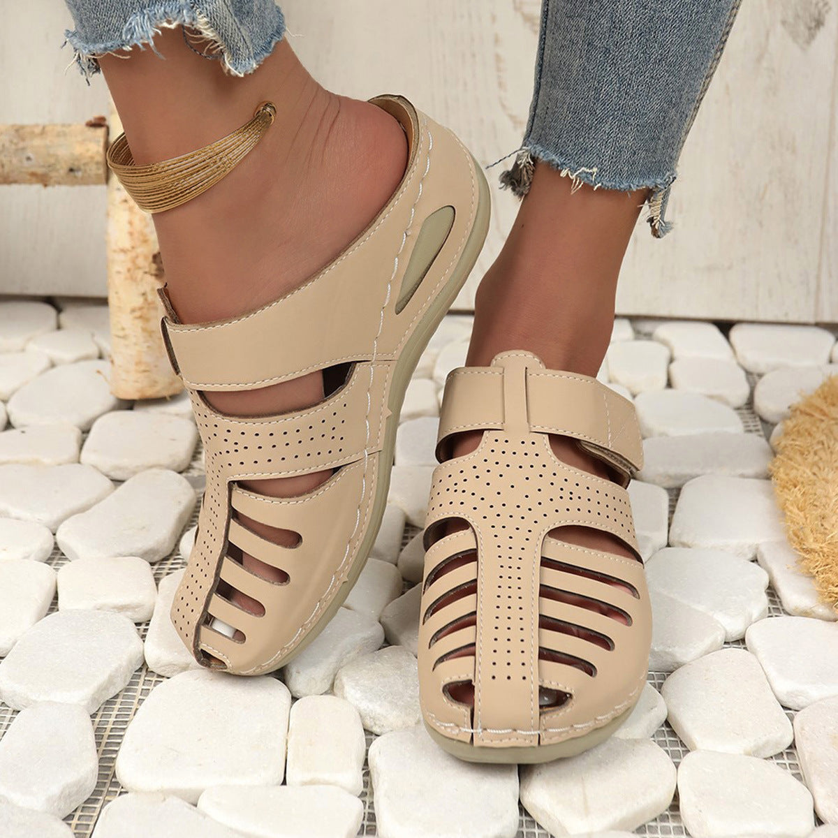 Dame Komfortable Sandaler med åndbare åbninger og justerbar rem Stilla