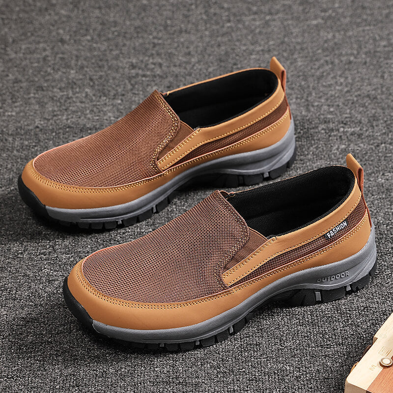 Herrer Slip-On Outdoor Sneakers med forbedret traction Stilla