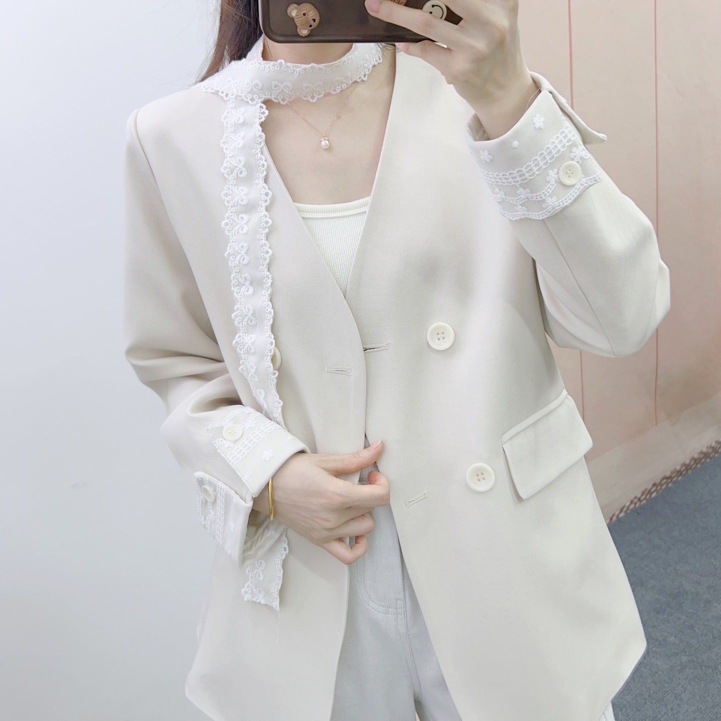 Damer Elegant Dobbeltbrystet Blazer med Spidsdetaljer og Kunstneriske Knapdetaljer Stilla