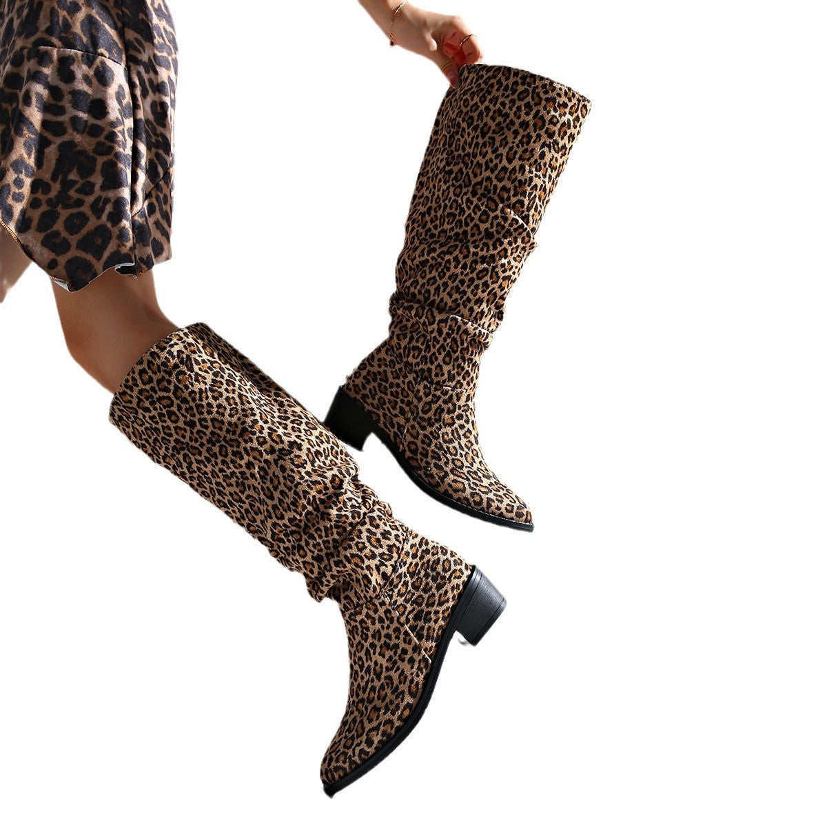 Dame Overkneestøvler med moderne leopardmønster og blødt overmateriale Stilla