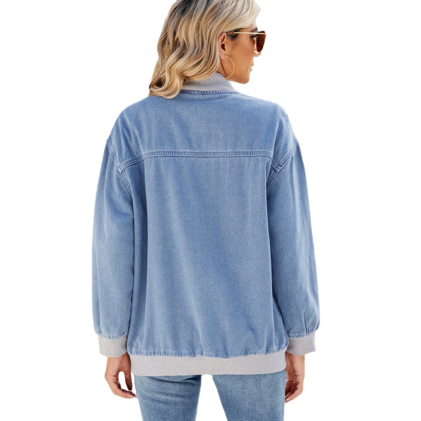 Dame Denim Bomberjakke med praktiske lommer og kvalitetsbehandling Stilla