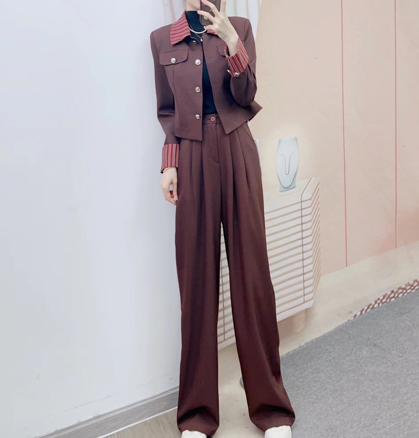 Dame Elegant Blazer-Bukse-Sæt med højtaljede bukser og moderne krave Stilla