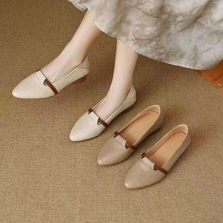 Dame elegante loafers med moderne remdesign Stilla
