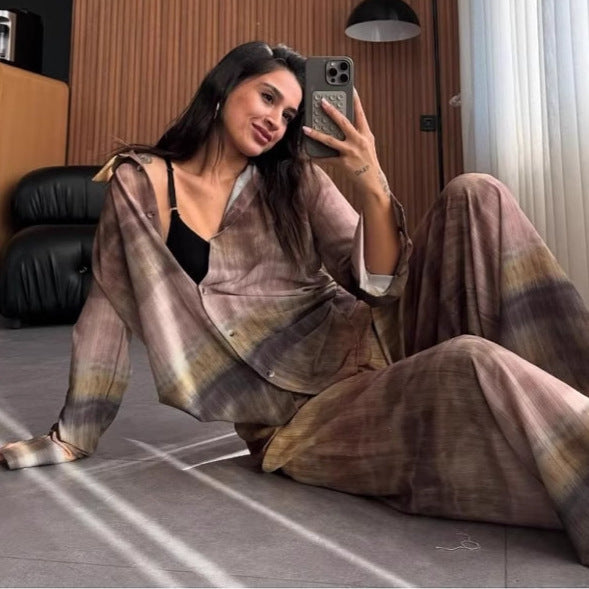 Dame Elegant og afslappet jumpsuit-sæt med højhalset krave og bredt ben Stilla