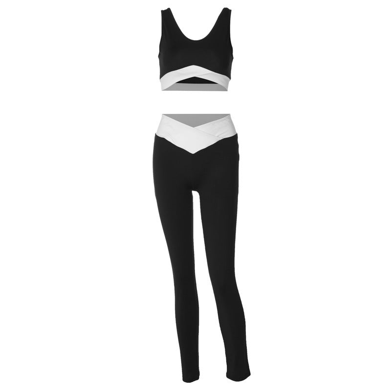 Dame Sporty Sæt med innovativt Crop-Top og figurskærmende Leggings Stilla