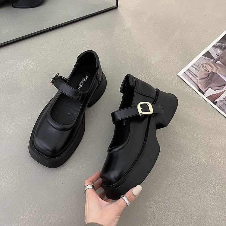 Dame Chunky Mary Jane Pumps med fashionabel spænde-detalje Stilla
