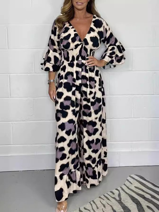 Dame jumpsuit med dyb V-udskæring og bredt skåret ben Stilla