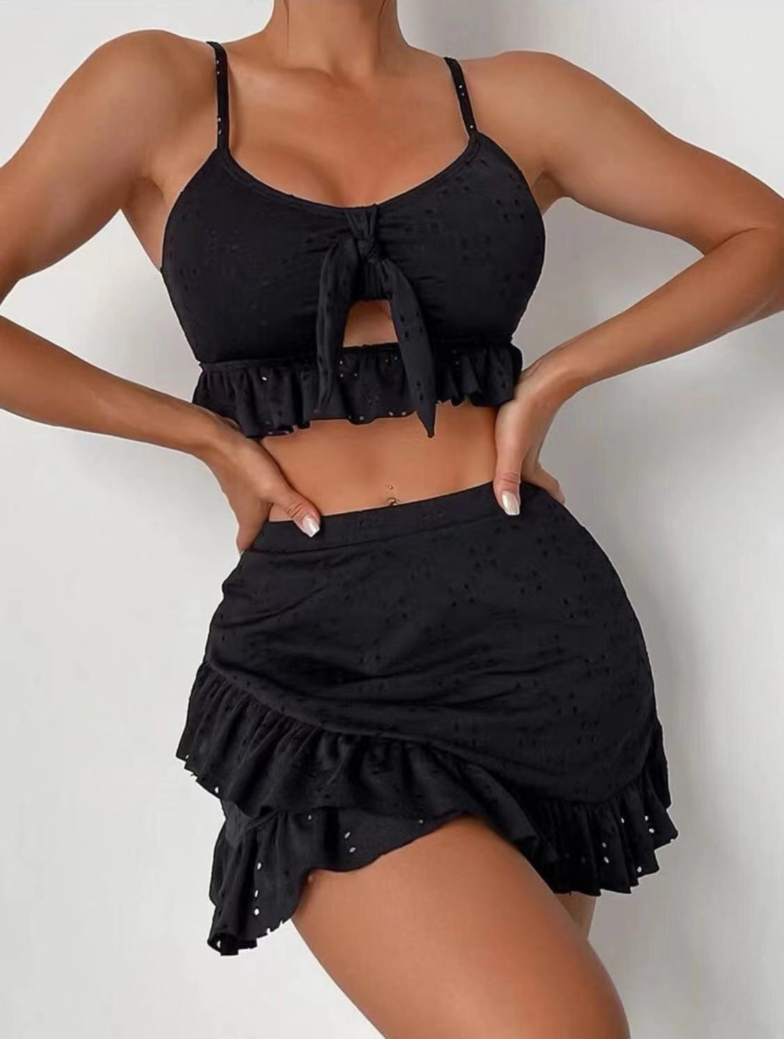 Dame crop top og nederdel sæt med legende flæse-design Stilla
