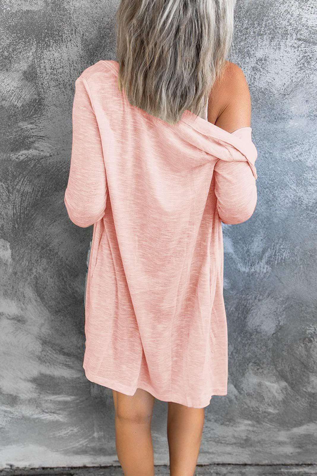 Damer lang cardigan med praktisk knapliste og figursmigrende snit Stilla