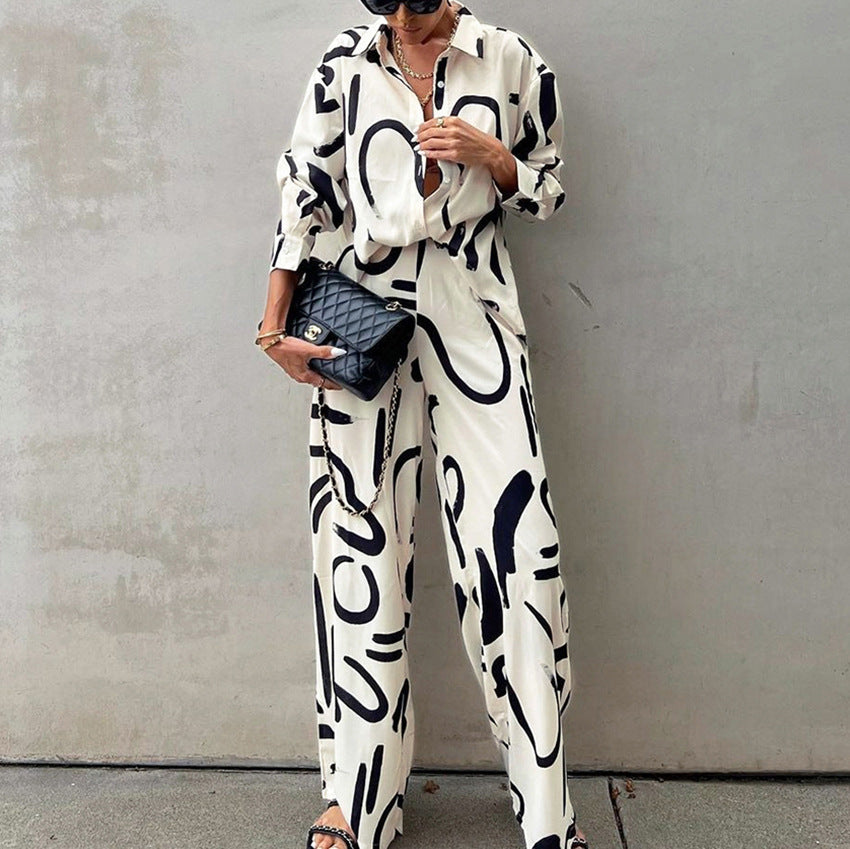 Dame stilfulde jumpsuit-sæt med moderne linjemønstre og fine materialer Stilla