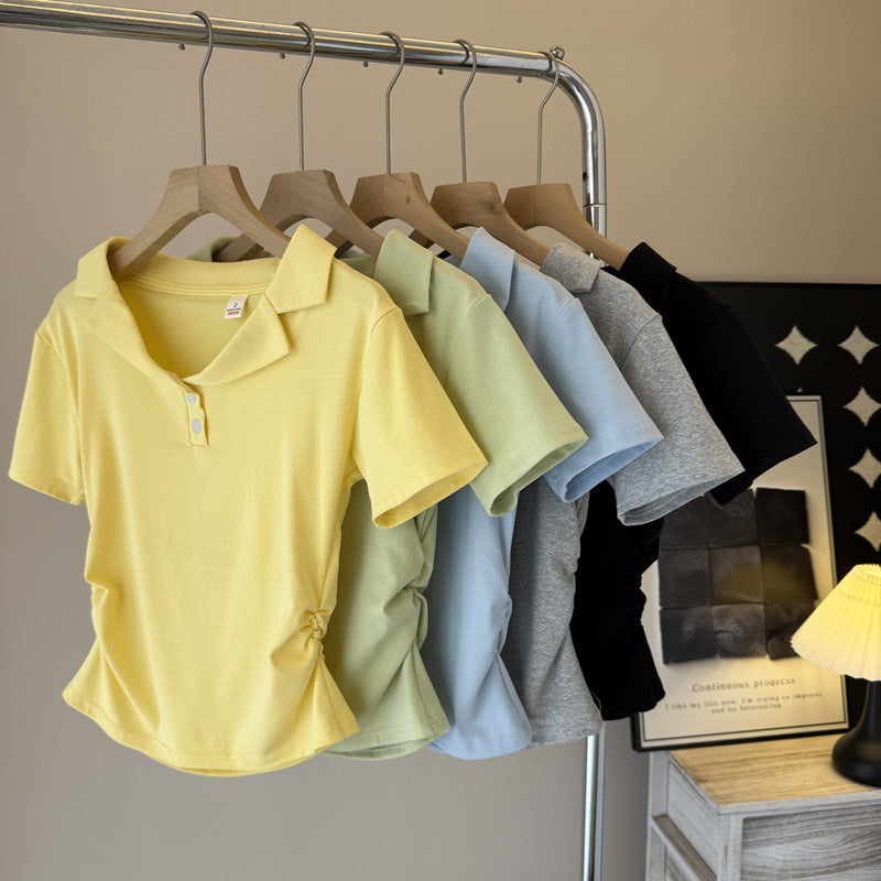 Femme polo t-shirt med korte ærmer og snoretræksdetalje Stilla