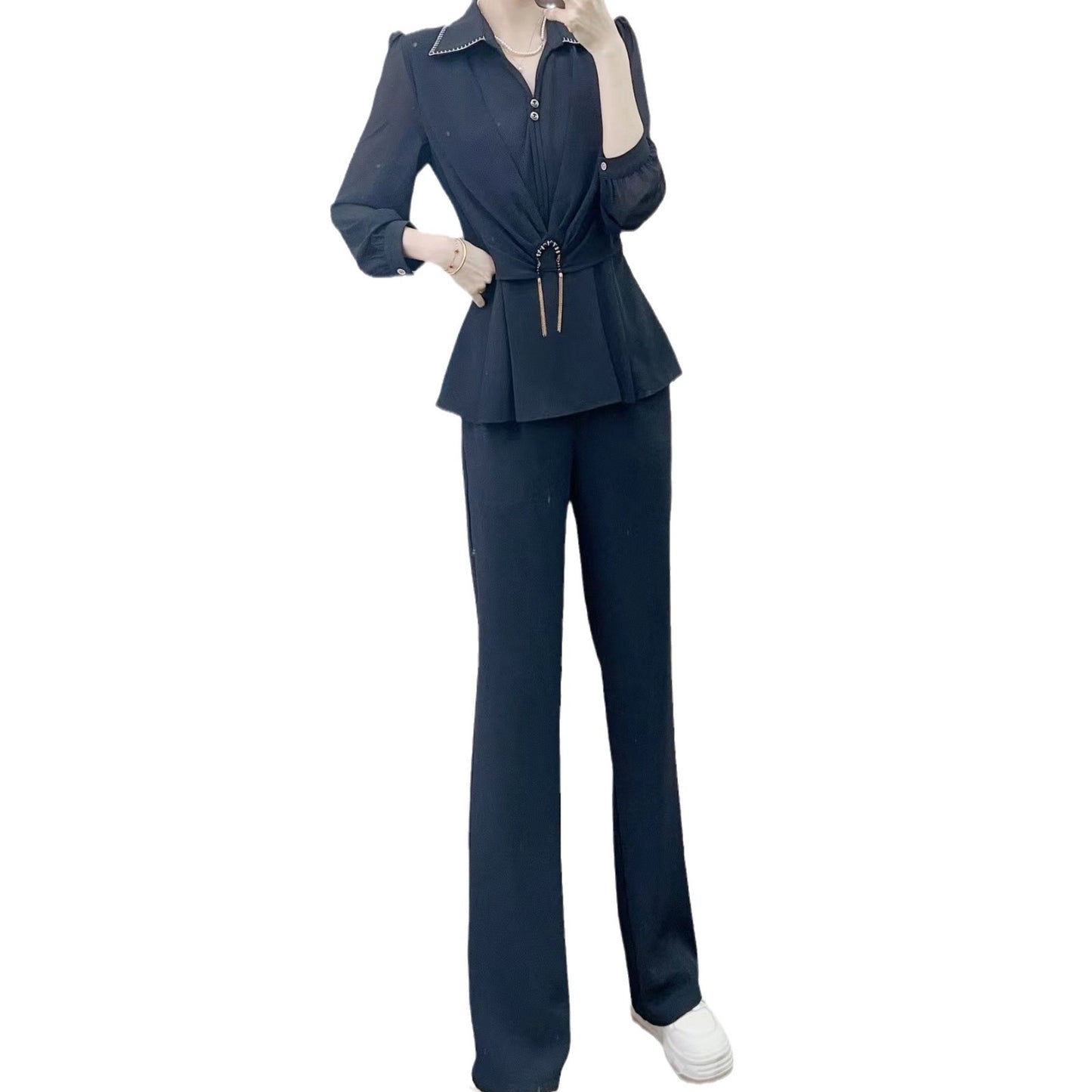 Dame Elegant Blazer-Bukser-Sæt med moderigtigt Taljebælte og kvalitetsstoffer Stilla