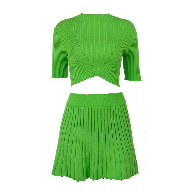 Stilla | Ribbet crop top med matchende plisseret nederdel