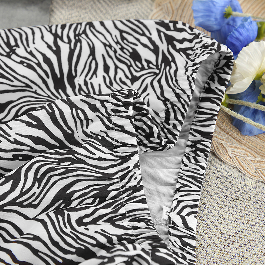 Dame elegant jakkesæt med dyb V-udskæring og zebra-lignende design Stilla