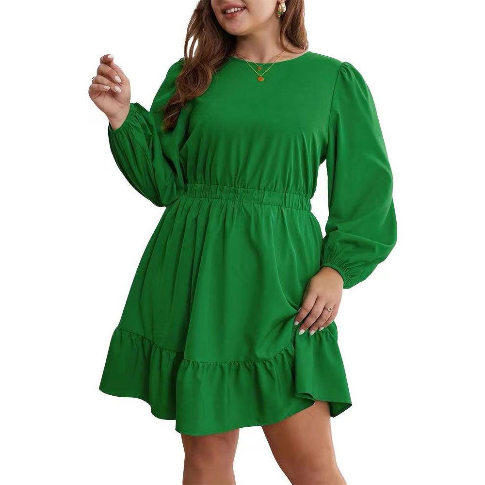 Dame afslappet kjole med plisseret kant og pufærmer Stilla