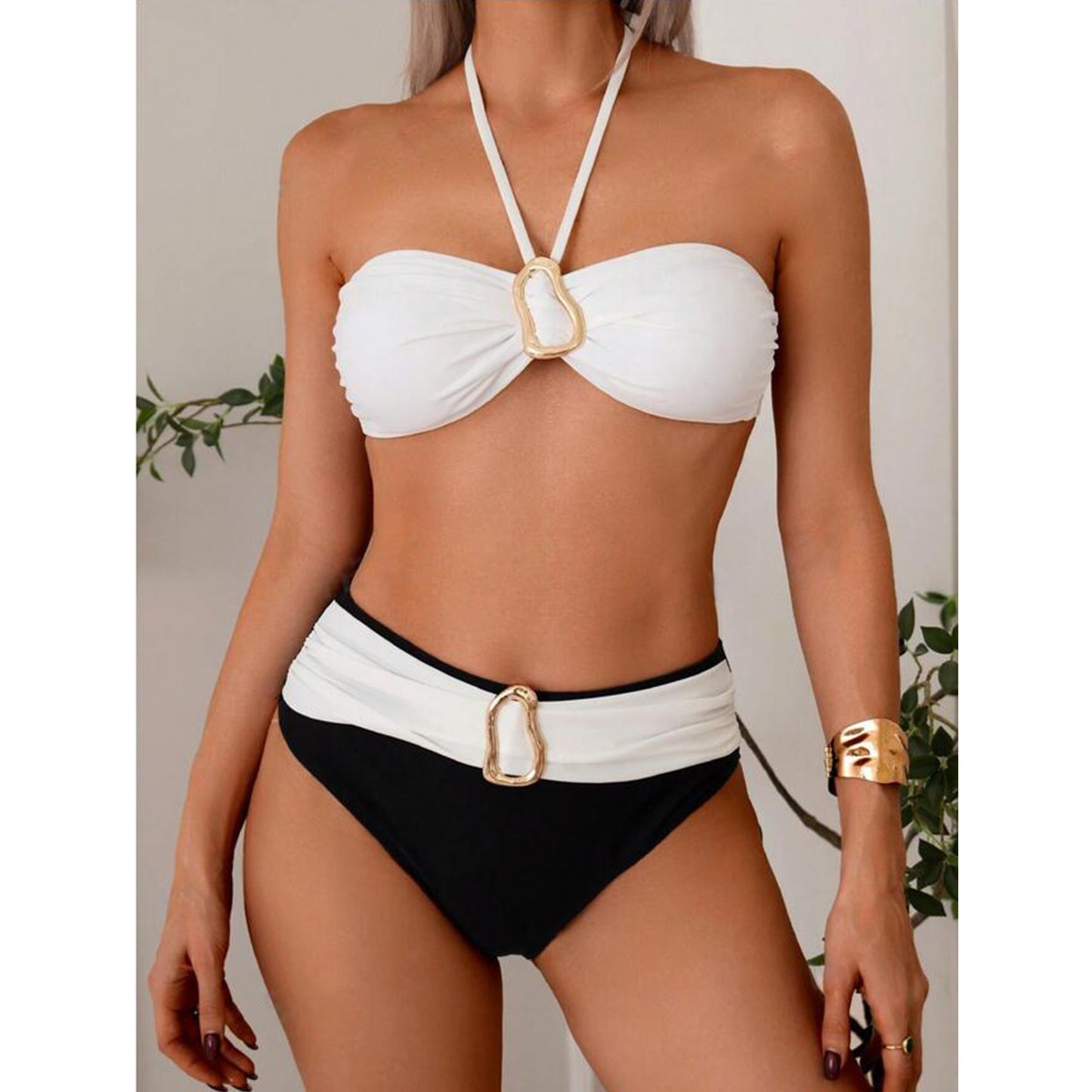 Dame Bikini-sæt med elegant bandeau-top og højt skåret taljebund Stilla