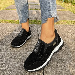 Dame Outdoor Sneakers med skridsikker sål og let design Stilla