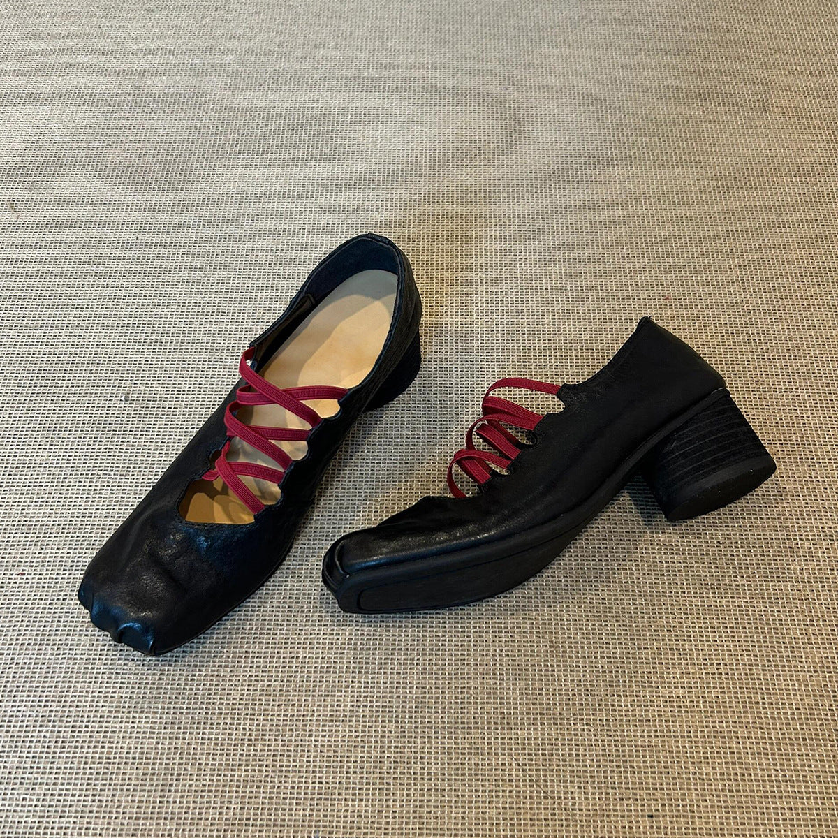 Femme Unique Cutout Design Mary Jane Hæle Stilla