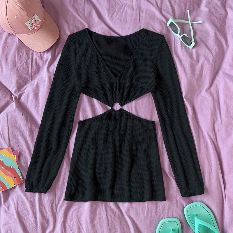 Dame Cut-Out Minikjole med lange ærmer og innovativt knudedesign Stilla