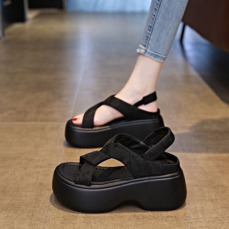 Dame plateau-sandaler med orig huile knude-design og komfortabelt fodsenge Stilla
