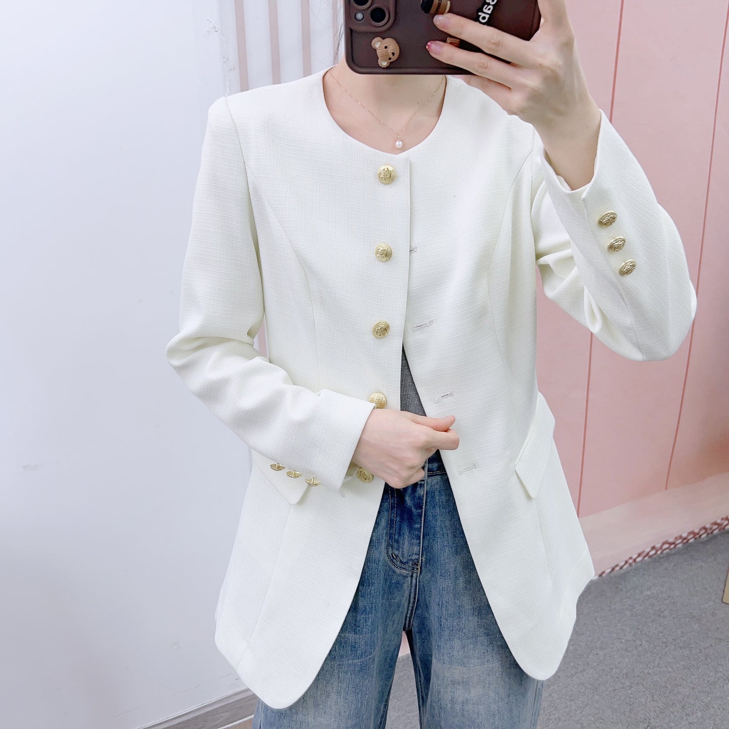 Dame Elegant Blazerjakke med gyldne knappedetaljer og struktureret design Stilla