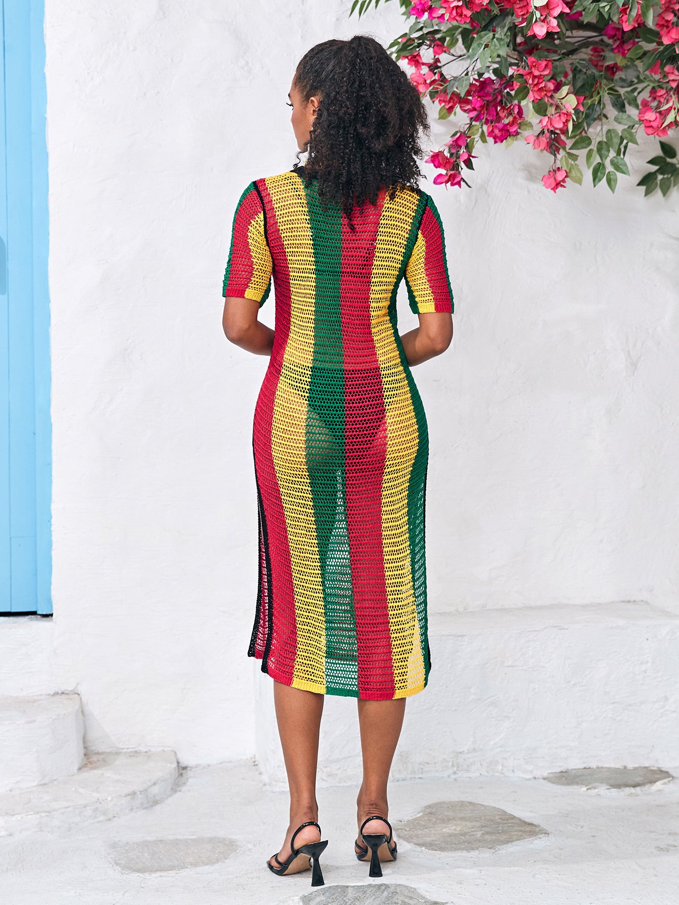 Dame Åben Strikkjole med farverigt Stribet Mønster Stilla