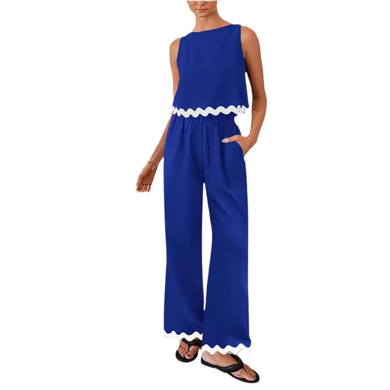 Dame trendy jumpsuit med bred ben og dekorativ bølgekant Stilla