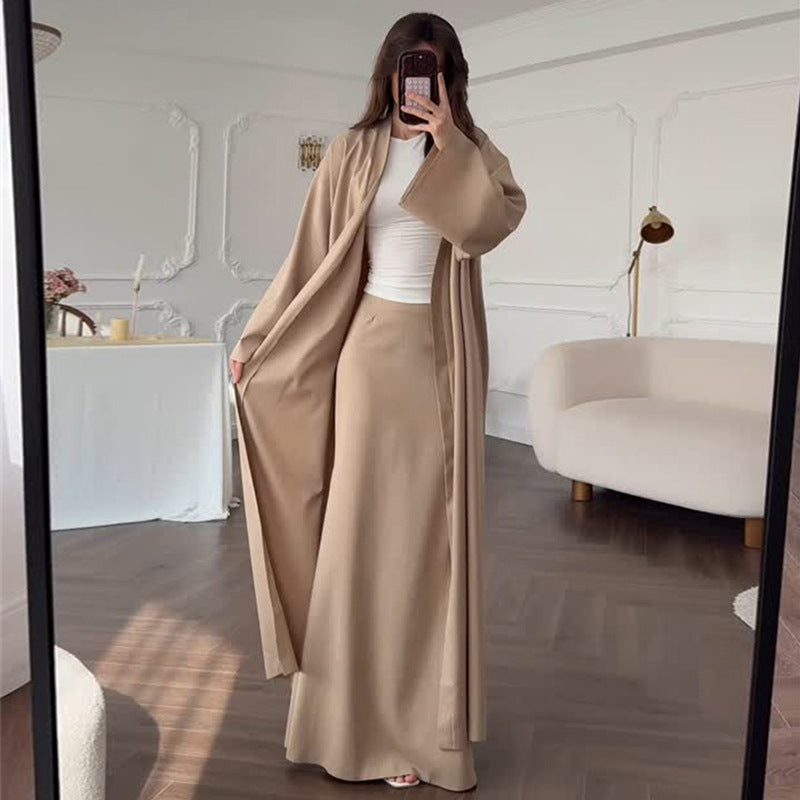 Dame Long-Cardigan med vidde skåret nederdel og figursyet overdel Stilla