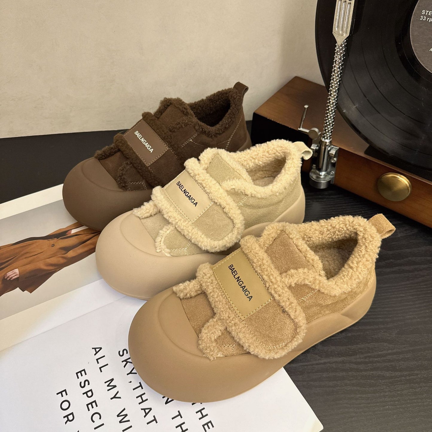 Dame Sneakers i komfortabelt fleece-design med velcro Stilla