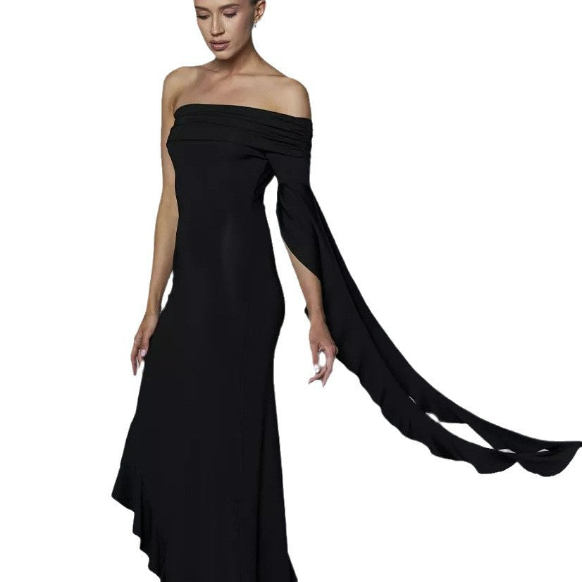 Dame elegant blyantskjorte med asymmetrisk udskæring og flæsedetaljer Stilla